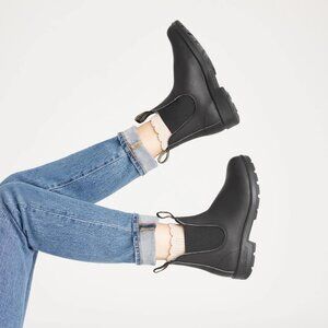 Size 8 Black Blundstone Originals